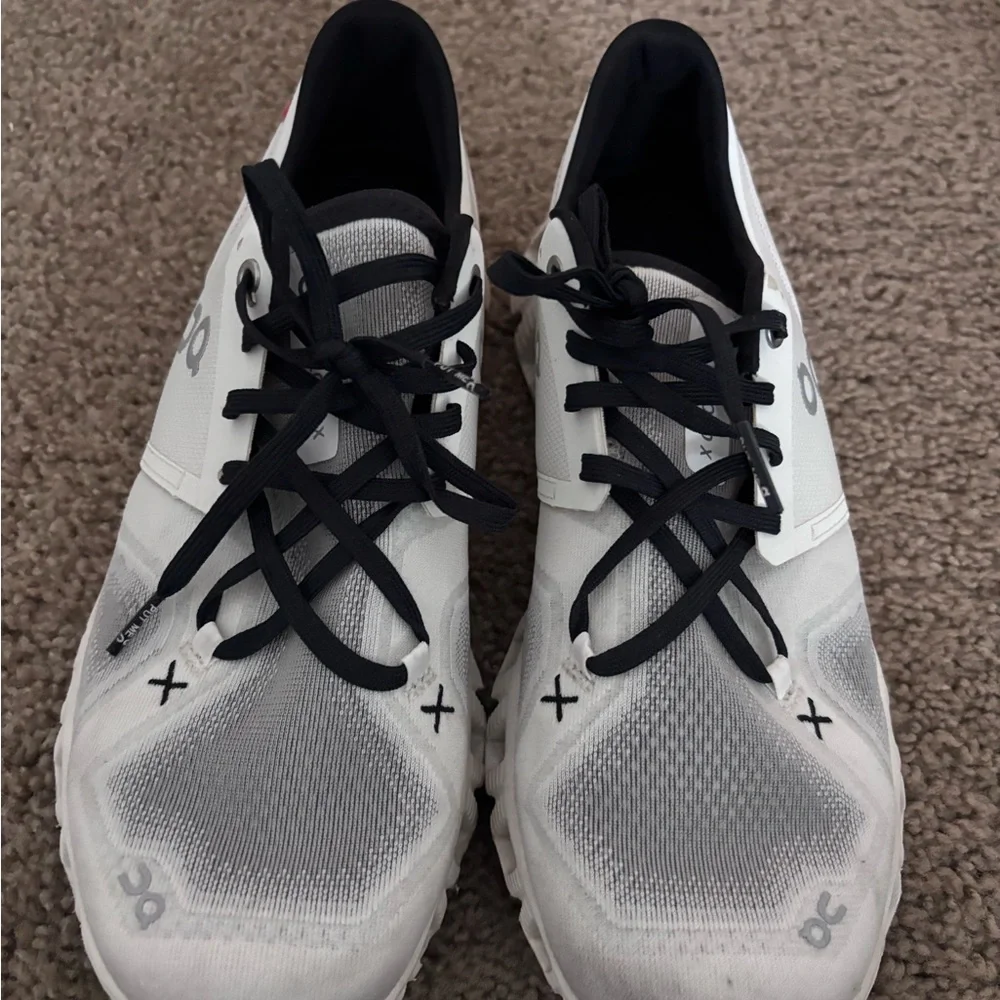 Worn 3x, On Running Black and White Athletic Shoes - Picture 3 of 6